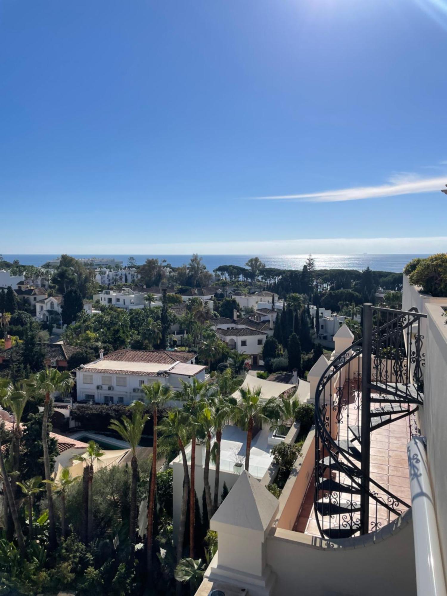 Guadalpin Penthouse